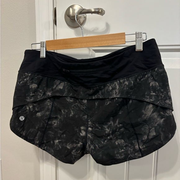 Lululemon shorts - Picture 2 of 3